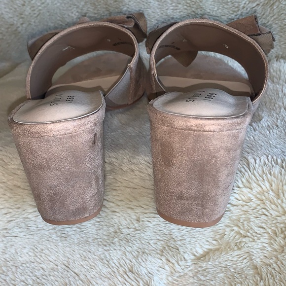NEW Studio 1886 chunky heel bow sandal almond 9 - Picture 4 of 7